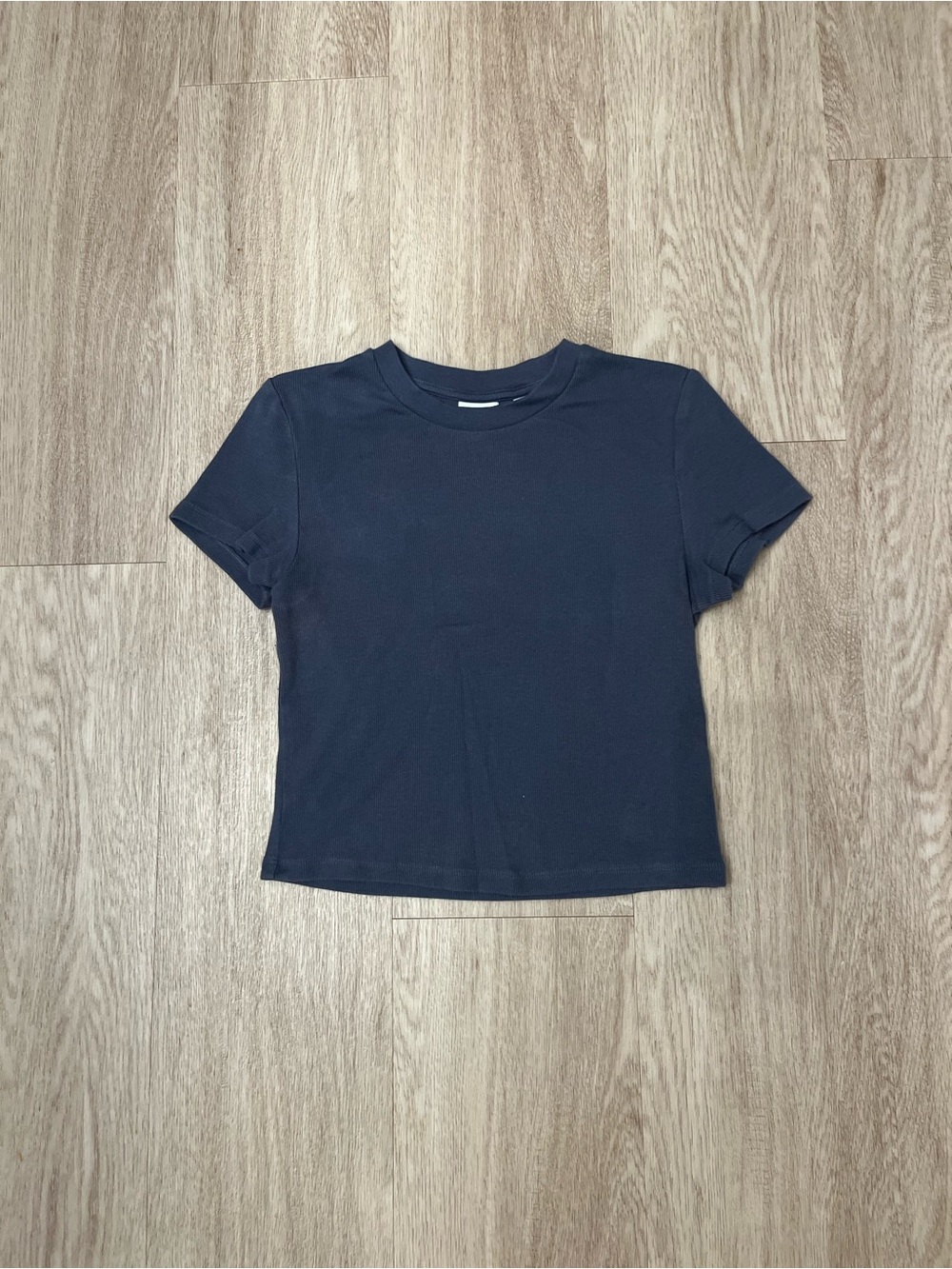 aritzia shirt